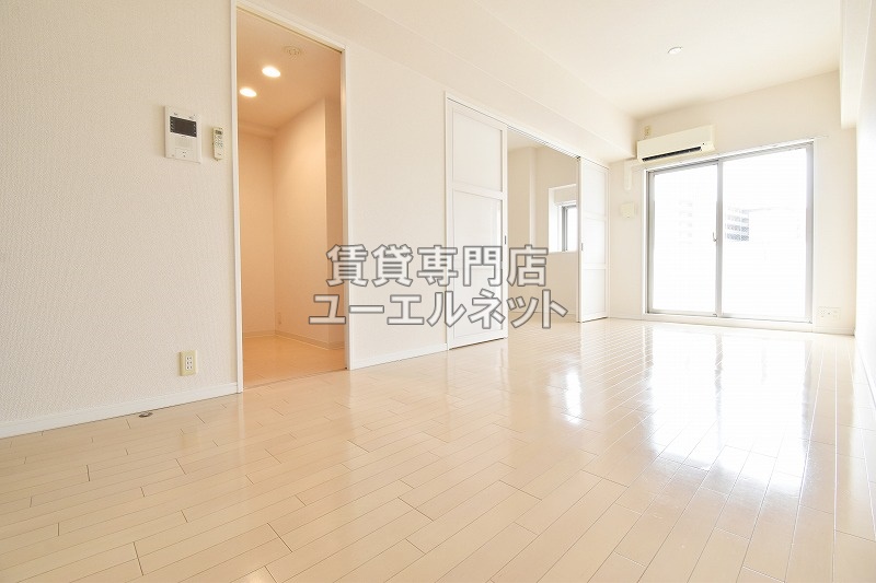 居室・リビング　リビング9.5帖