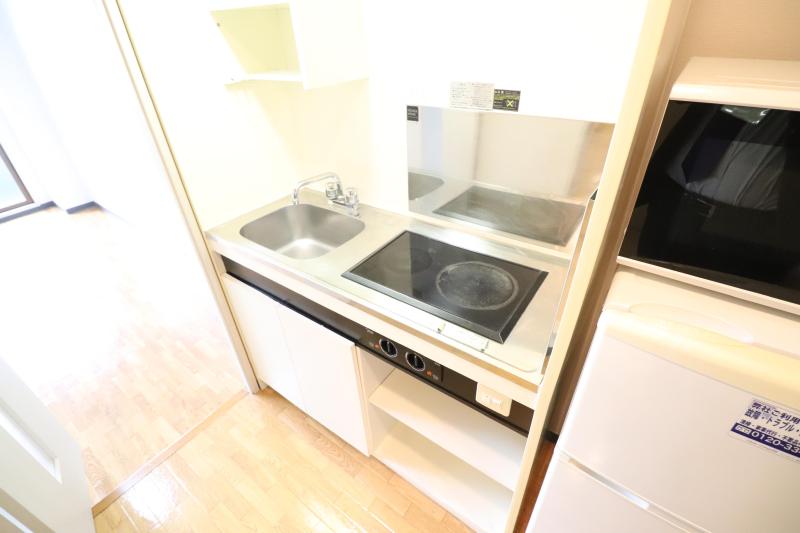 キッチン　２口電気コンロ付き、火を使わないキッチン