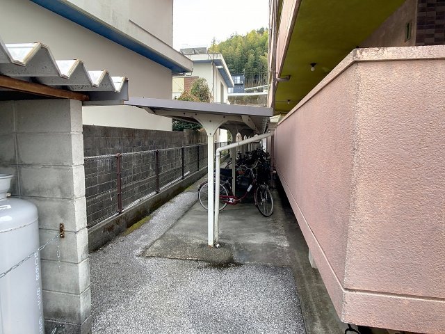 バルコニー　現況が相違する場合は現況を優先致します。