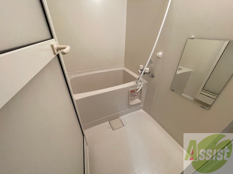 バス・シャワールーム　お風呂です。ゆっくりお風呂につかるのも体に良いですね～