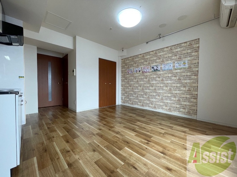 その他部屋・スペース　こちらのお部屋は光が差し込む、温かみのあるお部屋です。