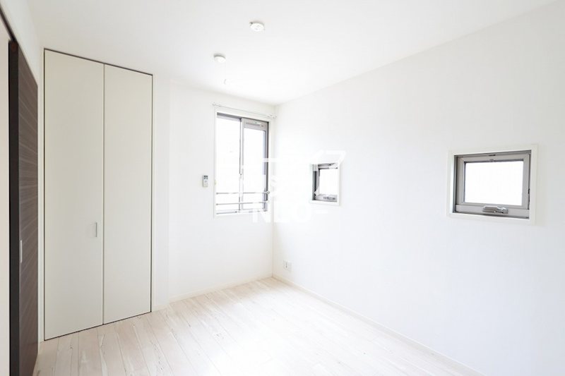 その他　5.3帖洋室☆間接照明を採用し、空間を広くお洒落に演出☆