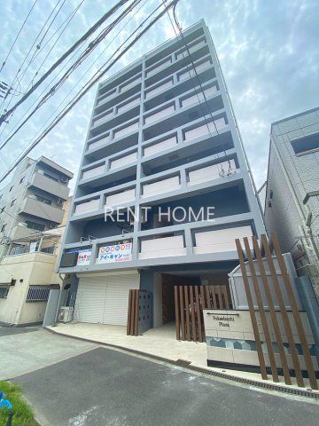 建物外観　鉄筋コンクリート造８階建