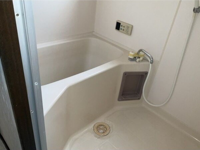 バス・シャワールーム　図面と現状に相違がある場合には現状を優先