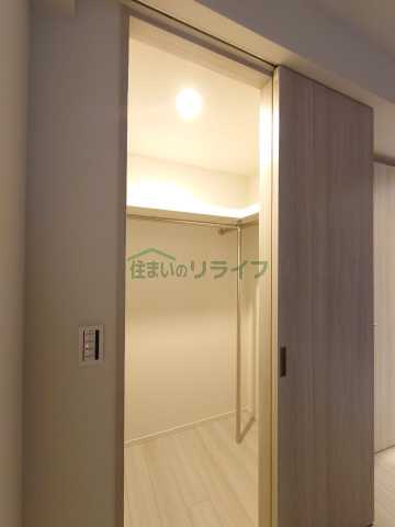 収納　別部屋の参考写真で御座います。