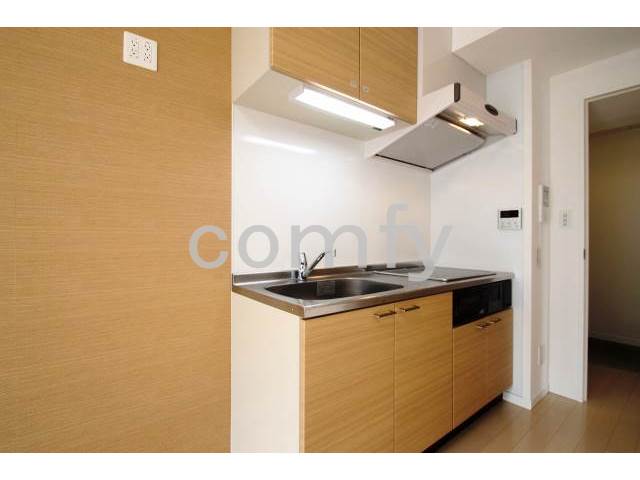 キッチン　ＩＨ３口システムキッチン