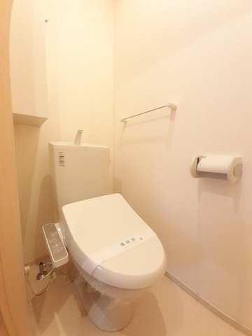 トイレ　シンプルで使いやすいトイレです