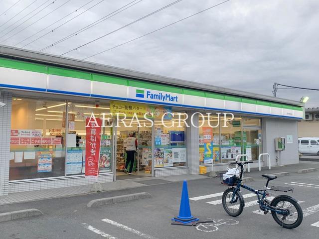 コンビニ　ファミリーマート 羽村神明台店（コンビニ）まで406m