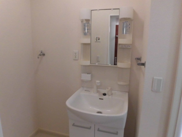 洗面設備　洗面所です