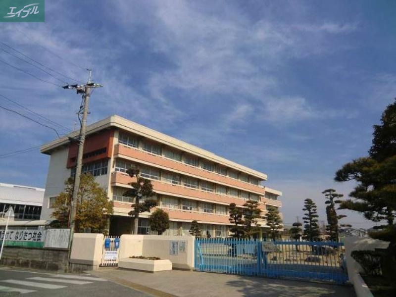 小学校　岡山市立御野小学校（小学校）まで678m