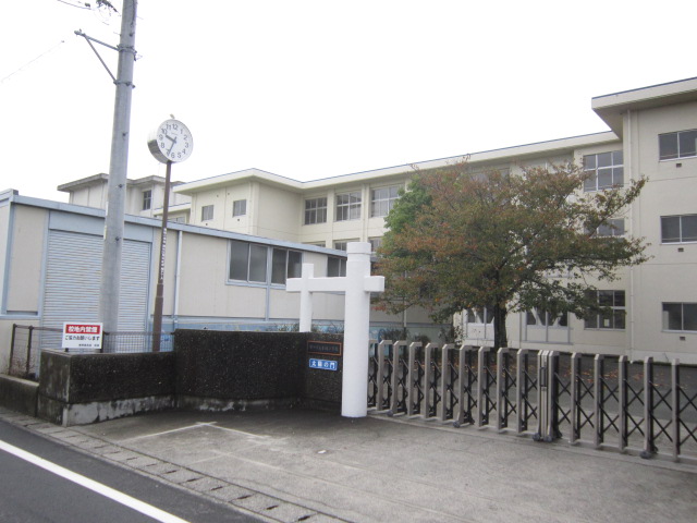 小学校　磐田市立青城小学校（小学校）まで1087m