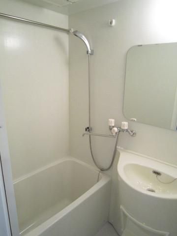 バス・シャワールーム　バス・トイレ別