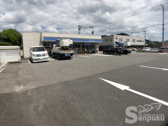 コンビニ　ローソン（コンビニ）まで959m