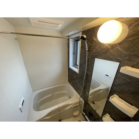 バス・シャワールーム　別部屋参考写真