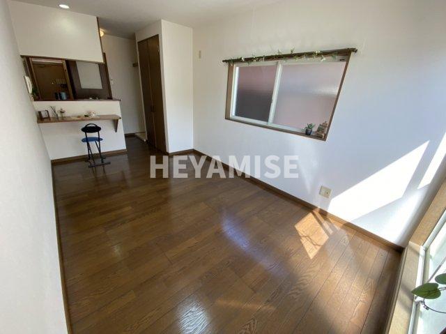 居室・リビング　※別号室写真（リフォーム前）