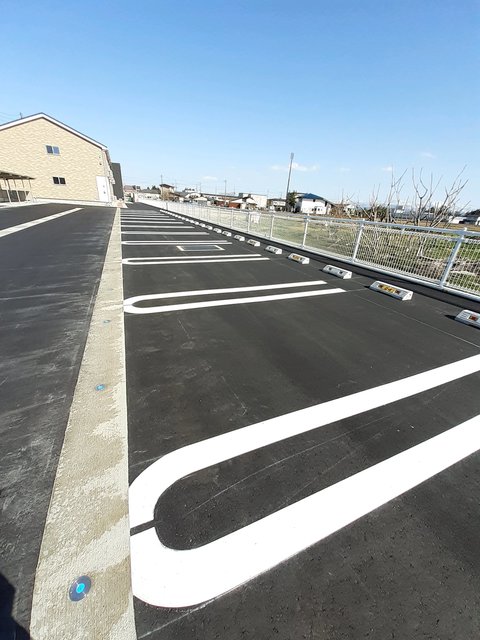 駐車場　消雪完備