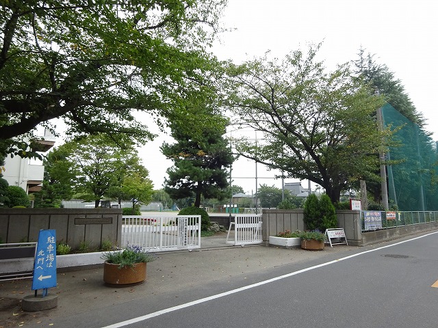 小学校　上尾市立東町小学校（小学校）まで989m