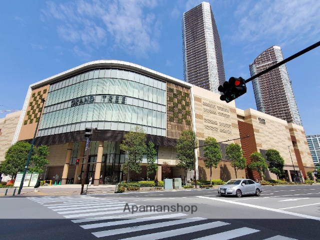 ショッピングセンター　グランツリー武蔵小杉（ショッピングセンター）まで1100m