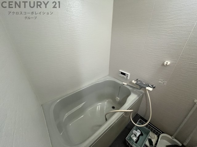 バス・シャワールーム　便利な追い炊き機能付き☆