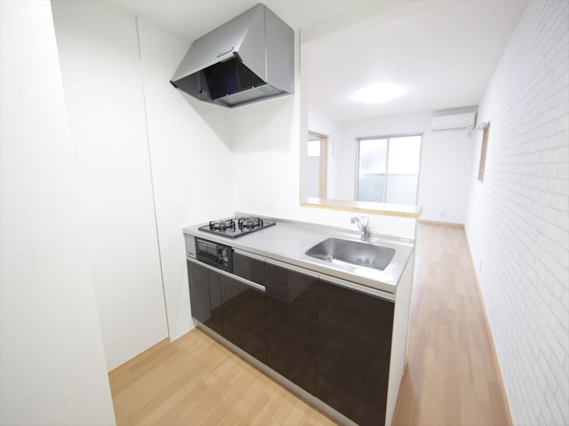 キッチン　システムキッチン（ガス2口コンログリル付）カウンターキッチン