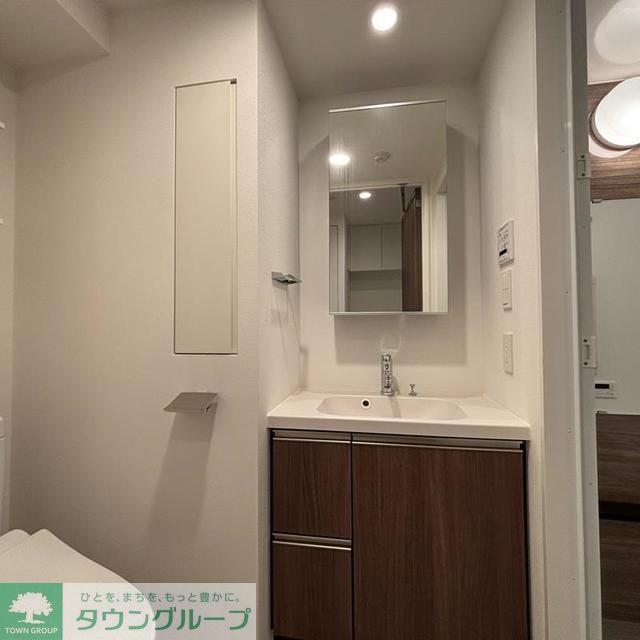 洗面設備　※写真は同タイプ住戸です。