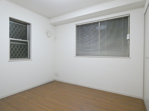 その他　洋室５．０畳（内装前）