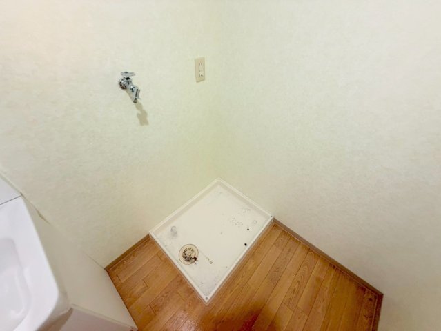 その他設備　室内に洗濯機置場があれば雨の日でも濡れる心配がございませんね