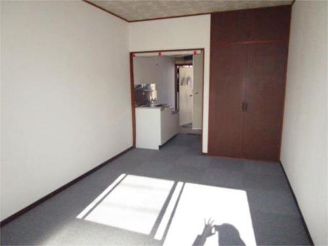 セキュリティ　６帖の洋室です