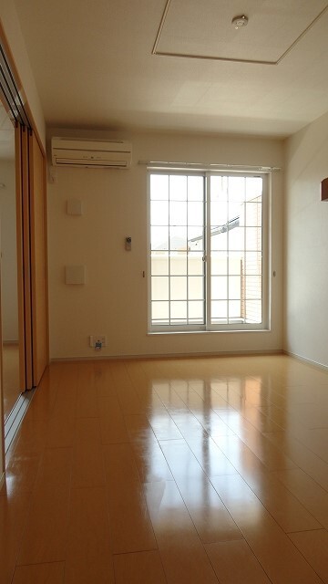 居室・リビング　【ＬＤＫ１０．５帖】　ゆったりくつろぐ憩いの空間★