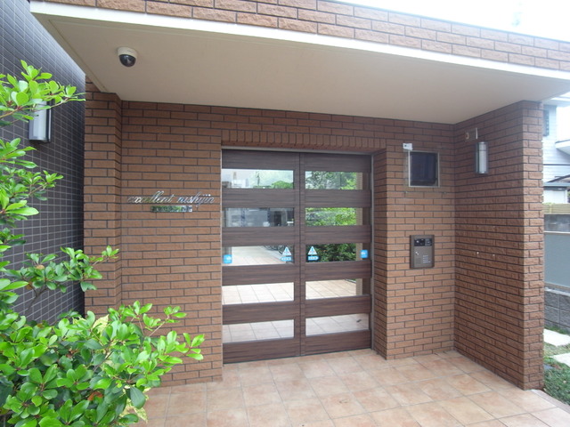 エントランス　オートロック付き！エントランス☆