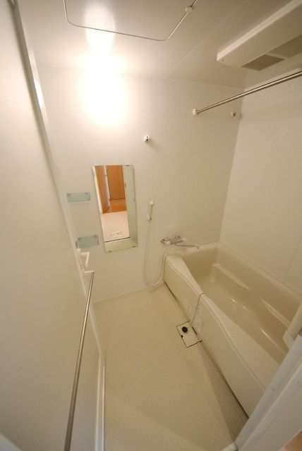 バス・シャワールーム　★★ゆったりバスルーム★★