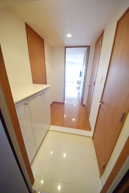 玄関　★★玄関より撮影★★