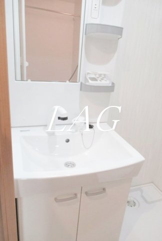 洗面設備　独立洗面台です。