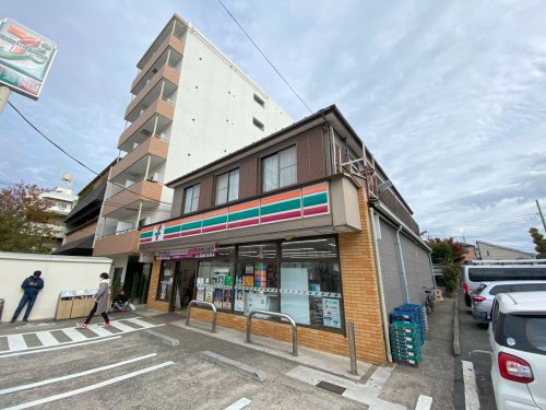 コンビニ　セブンイレブン 松戸郵便局前店（コンビニ）まで215m