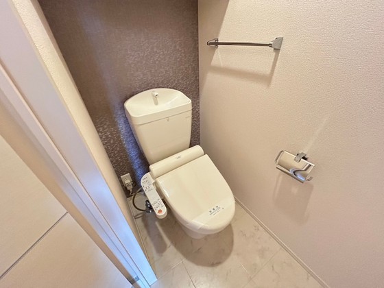 トイレ　※別部屋の写真です