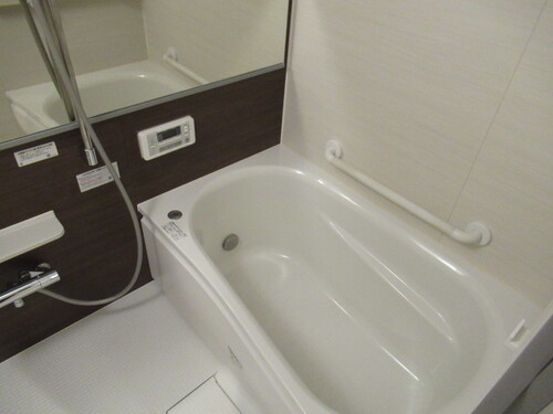 バス・シャワールーム　浴室