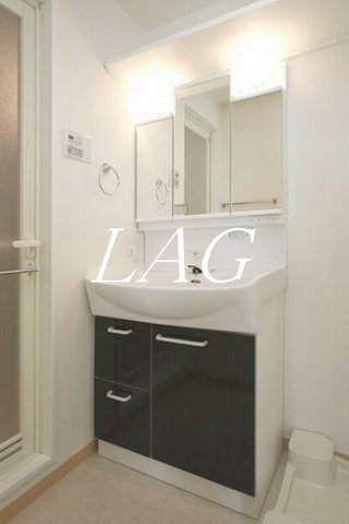 洗面設備　独立洗面台です。