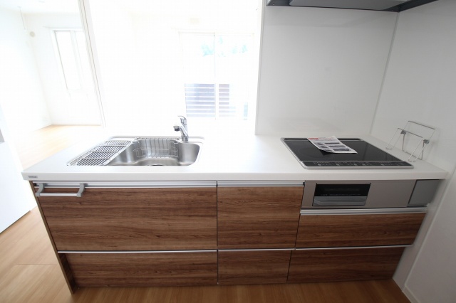 キッチン　同物件、別号室