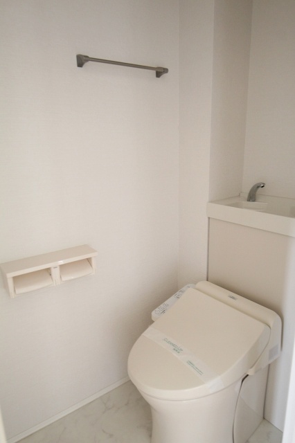 トイレ　同物件、別号室