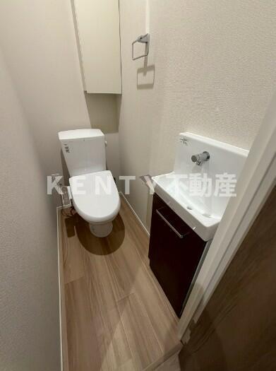 トイレ　シンプルで使いやすいトイレです