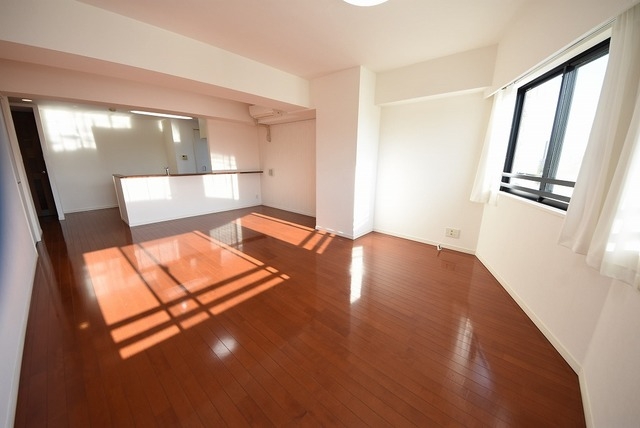 居室・リビング　※別部屋参考写真