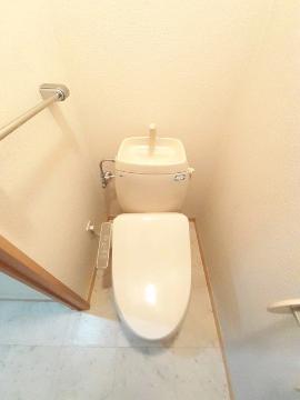 トイレ　シャワー付トイレ