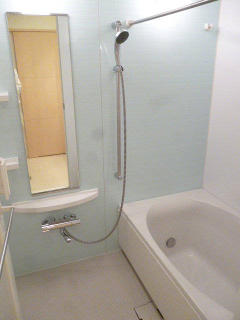 バス・シャワールーム　バス