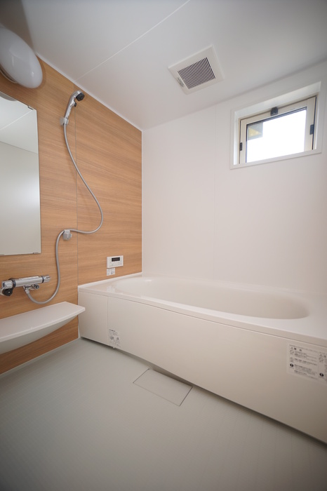 バス・シャワールーム　一坪風呂