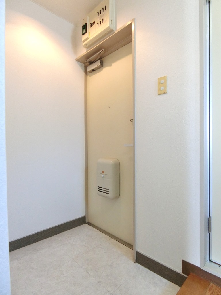 玄関　＊別室参考