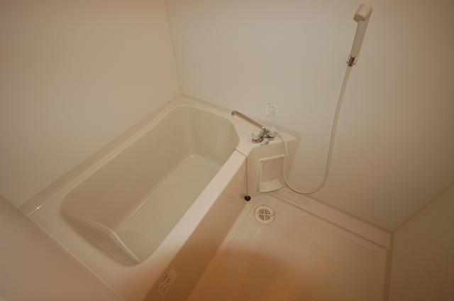 バス・シャワールーム　?