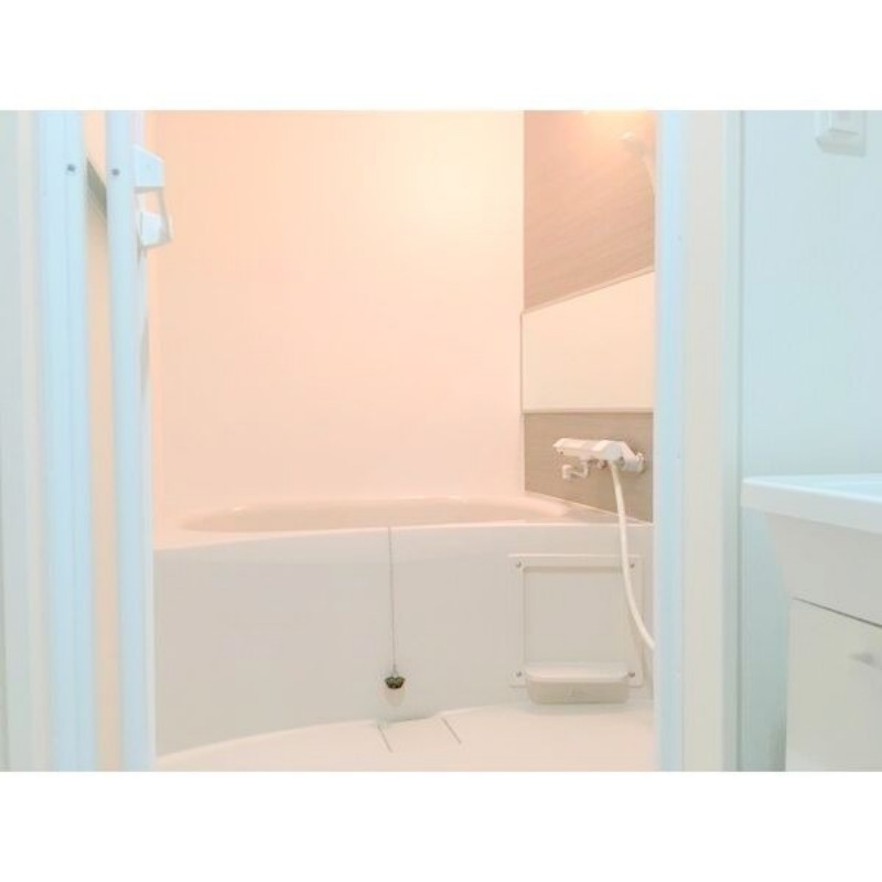 バス・シャワールーム　ゆったりバスルーム♪