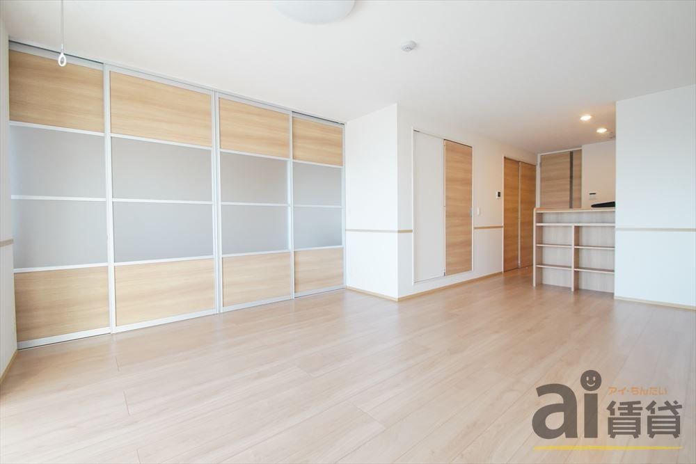 居室・リビング　別号室写真