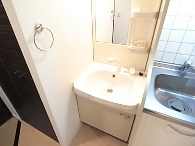 洗面設備　シャンプードレッサー音符