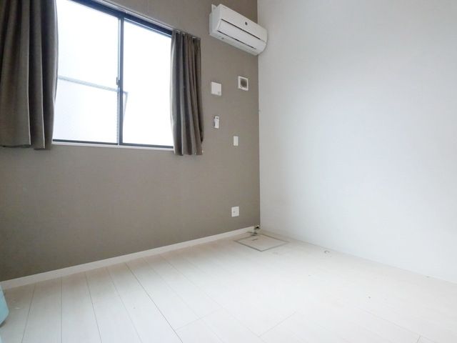 居室・リビング　★洋室です★